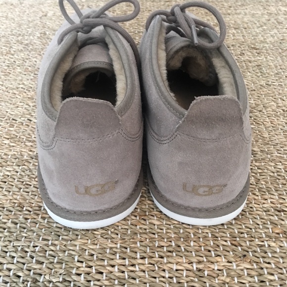 UGG Maksim Leather Chukka SIZE 10 - Picture 4 of 4